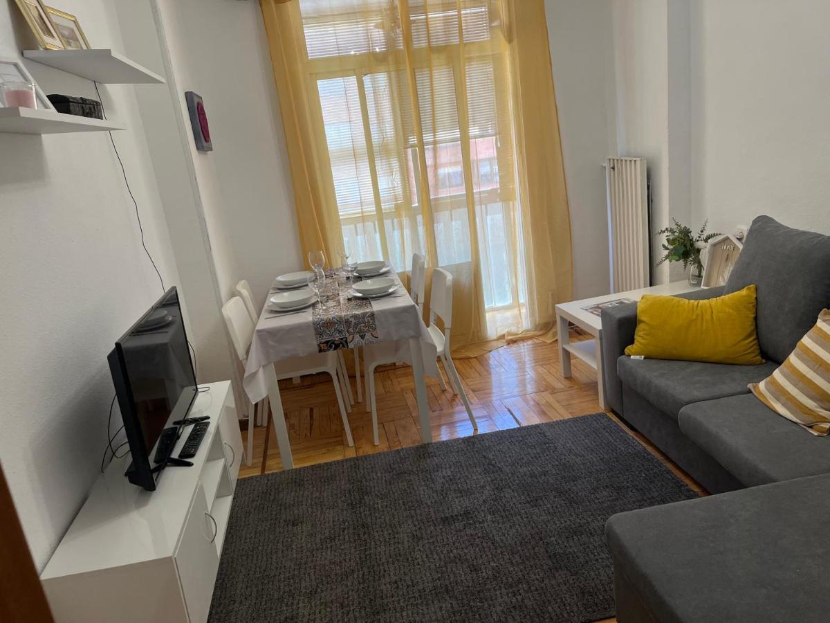 Apartmán Apartamento Vacacional Burgo Exteriér fotografie
